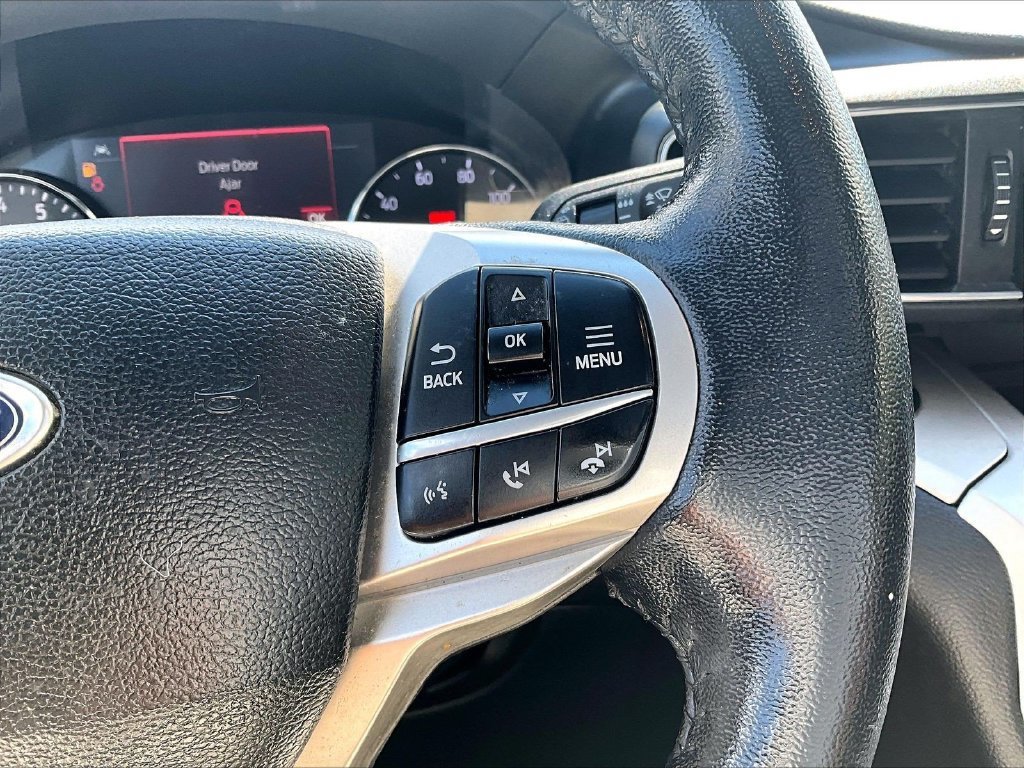 Used 2023 Ford Explorer XLT w/ Equipment Group 202A AWD/4WD image 25