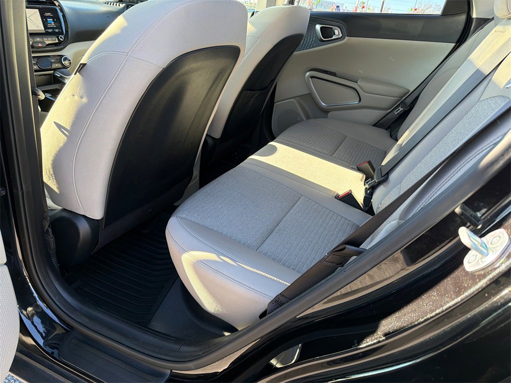 Used 2023 Kia Soul EX image 20