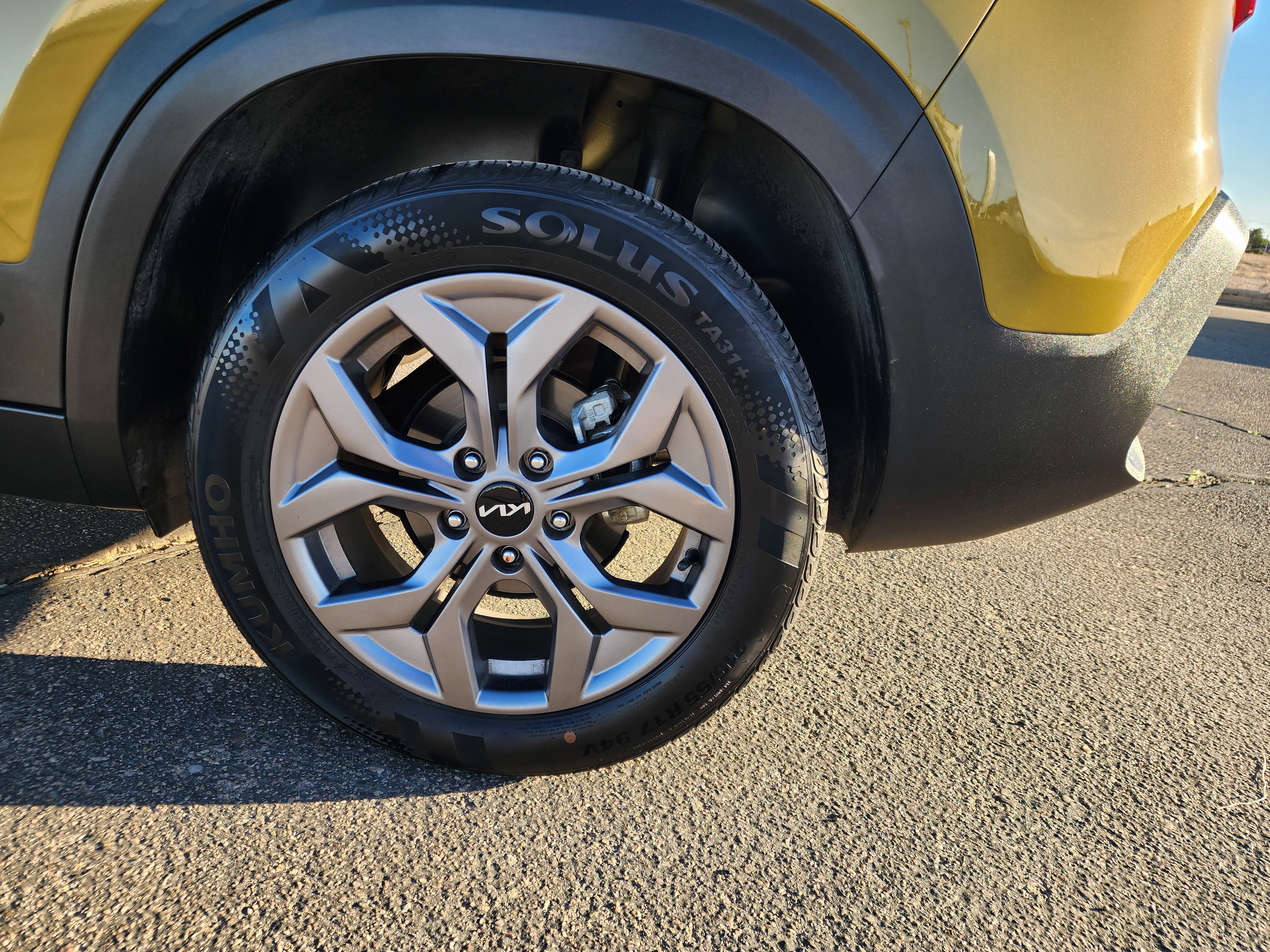 Used 2024 Kia Seltos S FWD image 8