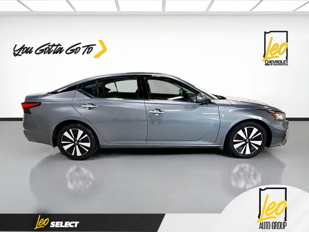 Used 2020 Nissan Altima 2.5 SV FWD image 4