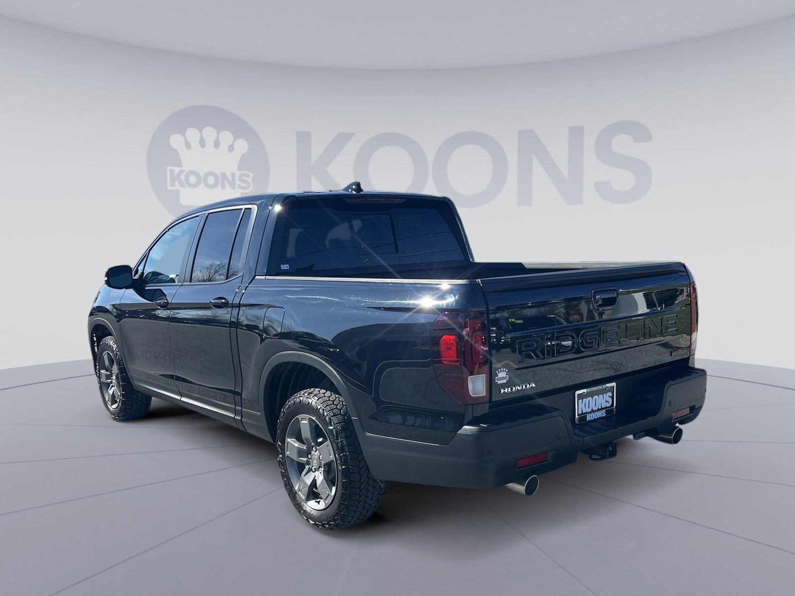 Used 2025 Honda Ridgeline TrailSport image 4