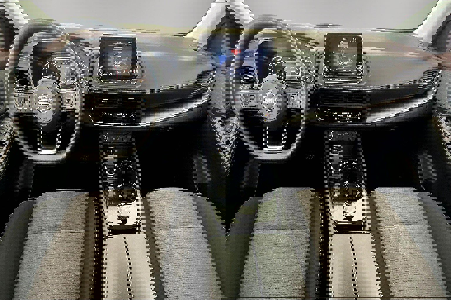 Used 2023 Nissan Rogue SV image 7