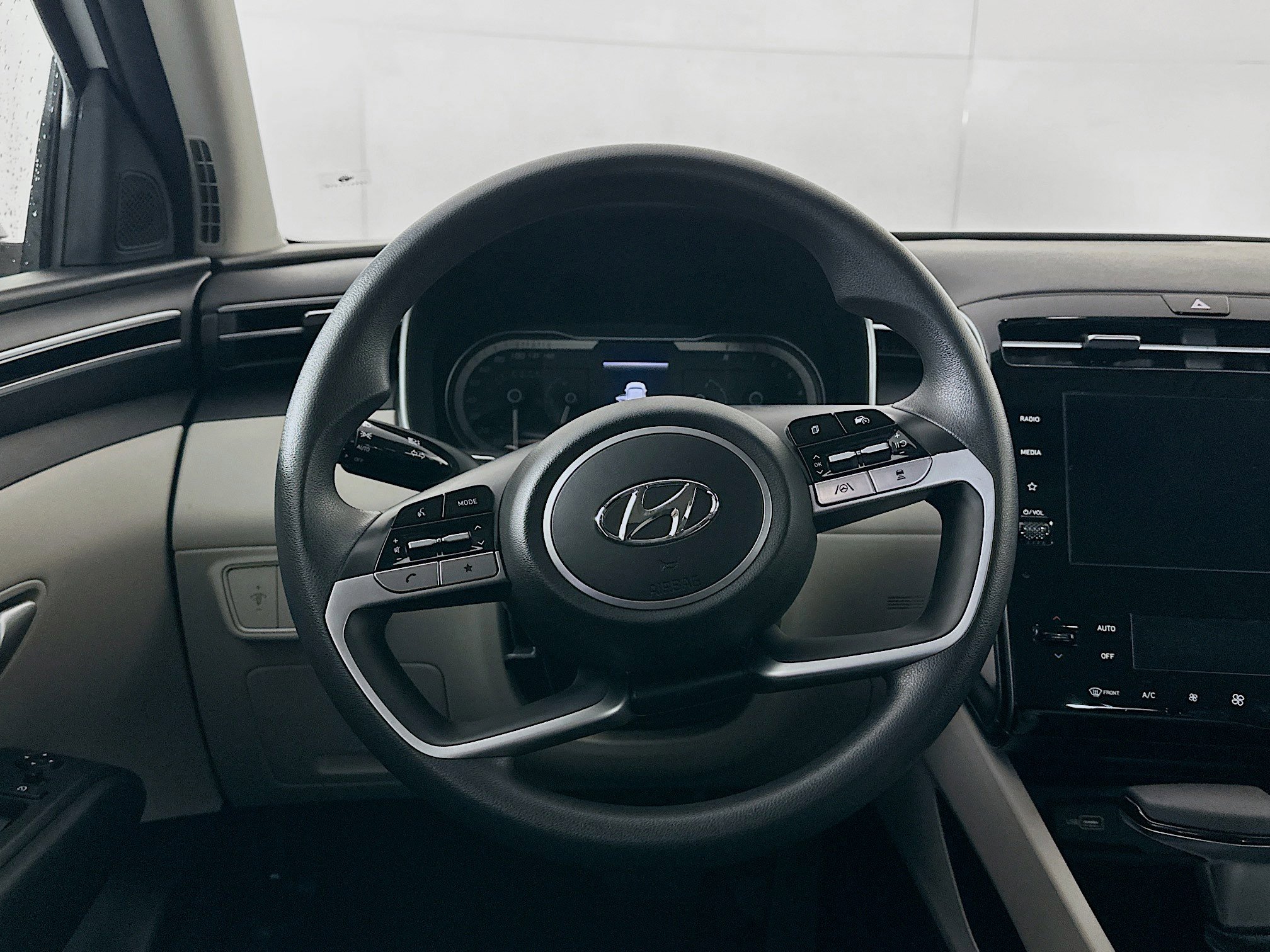 Used 2024 Hyundai Tucson SEL image 18