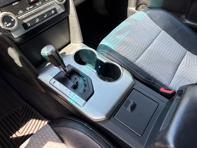 Used 2012 Toyota Camry SE FWD image 26