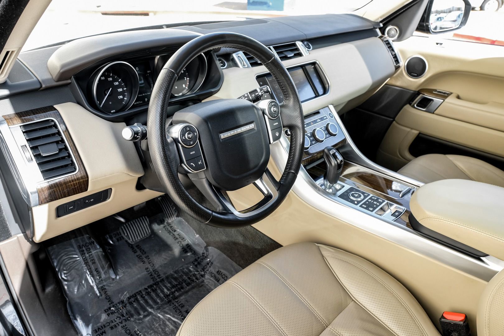 Used 2016 Land Rover Range Rover Sport Supercharged image 2