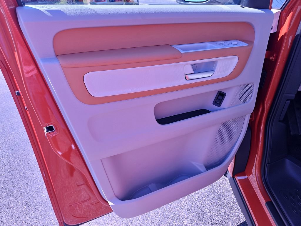 New 2025 Volkswagen ID. Buzz Pro S Plus image 10