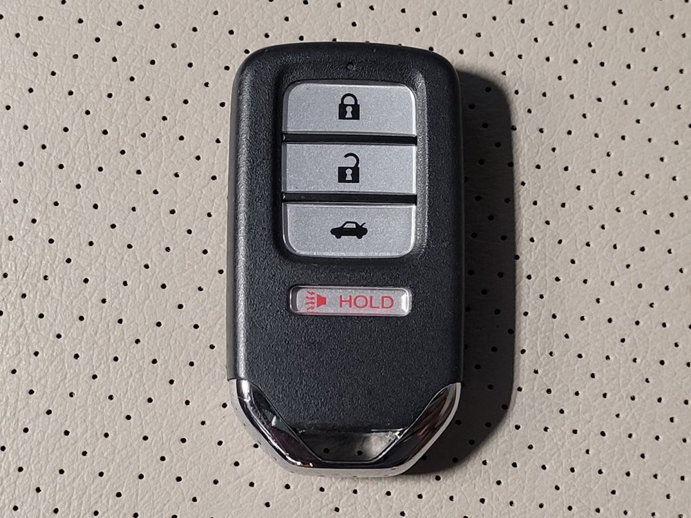 Used 2015 Honda Accord Touring image 32
