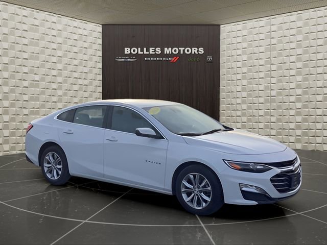 Used 2024 Chevrolet Malibu LT image 2