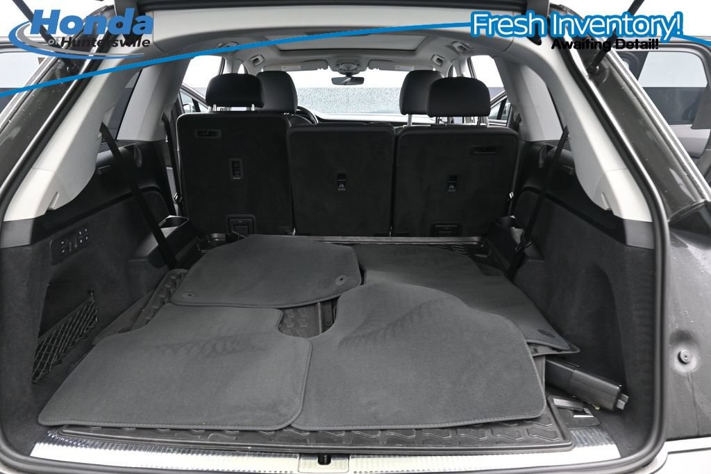Used 2022 Audi Q7 3.0T Prestige AWD/4WD image 14