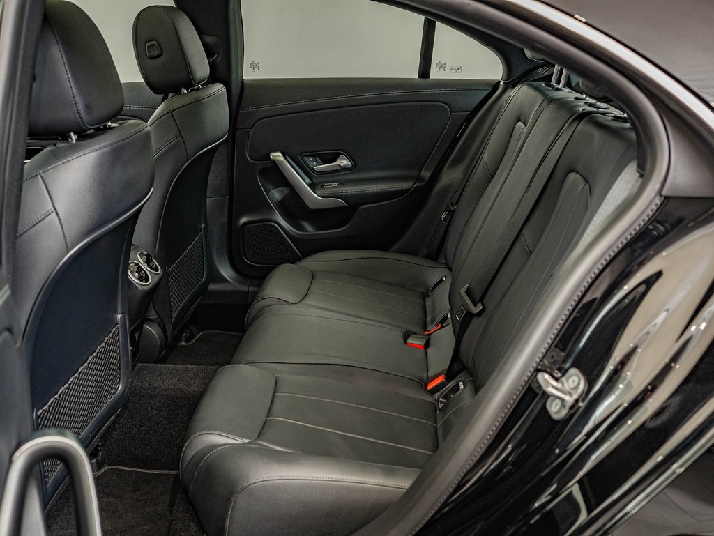 Certified 2025 Mercedes-Benz CLA 250 4MATIC image 35