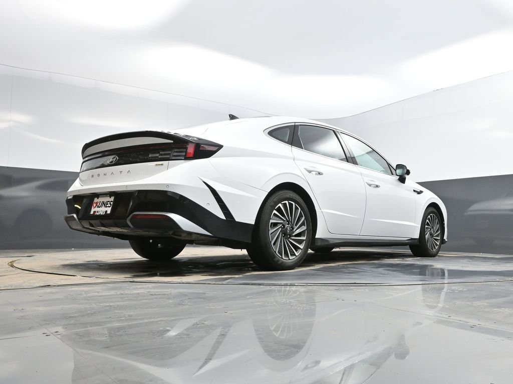 Used 2024 Hyundai Sonata Limited image 37