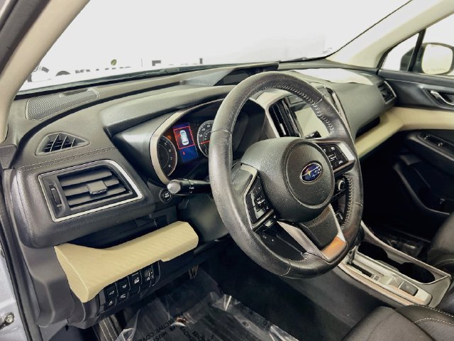 Used 2020 Subaru Ascent Premium w/ Convenience Package AWD/4WD image 4