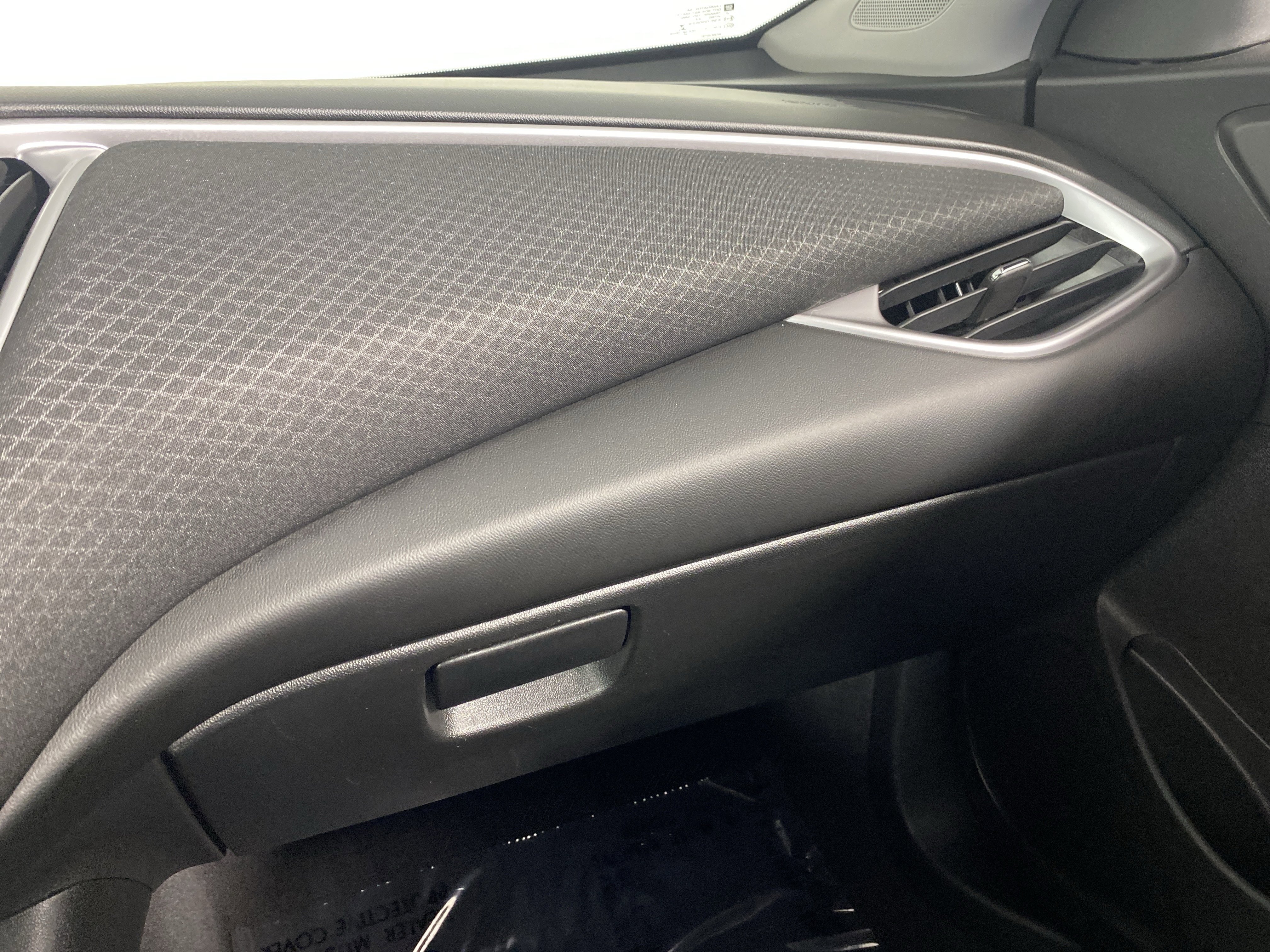 Used 2020 Chevrolet Malibu LS FWD image 26