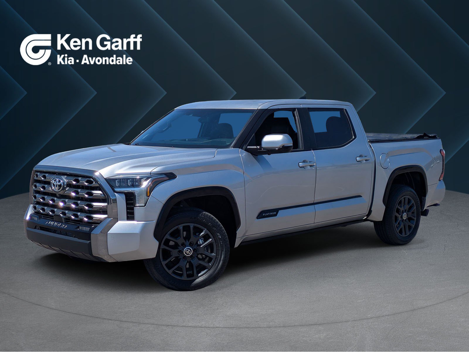 Used 2024 Toyota Tundra Platinum AWD/4WD image 1
