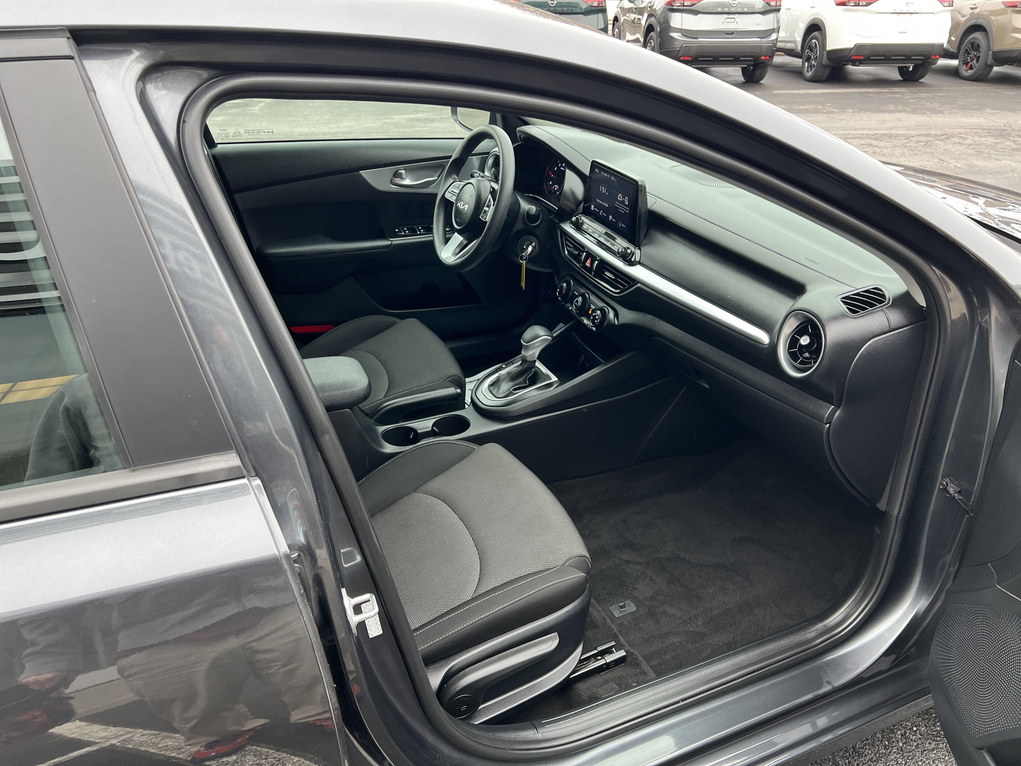 Used 2022 Kia Forte LXS image 13