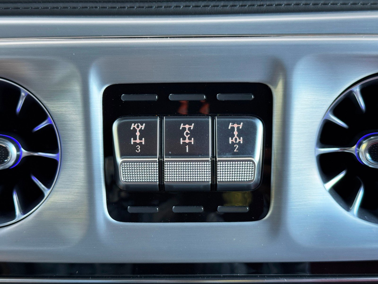 Used 2022 Mercedes-Benz G 63 AMG Squared image 37