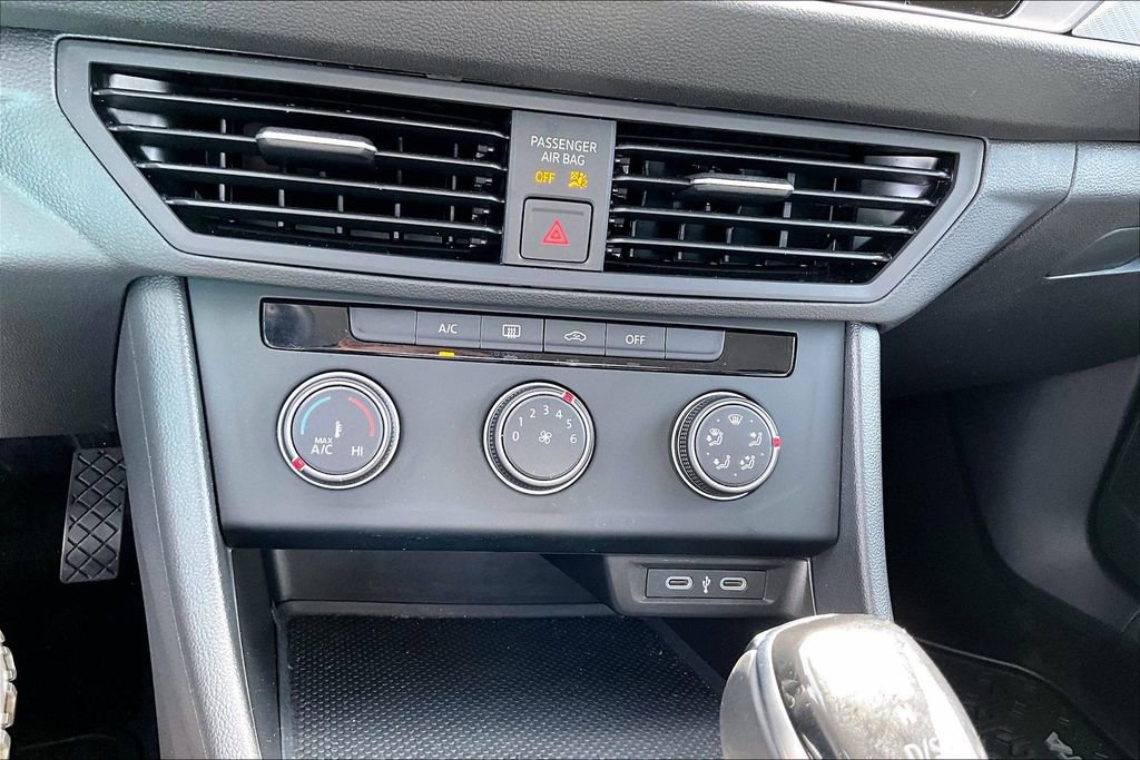 Certified 2024 Volkswagen Jetta S image 16