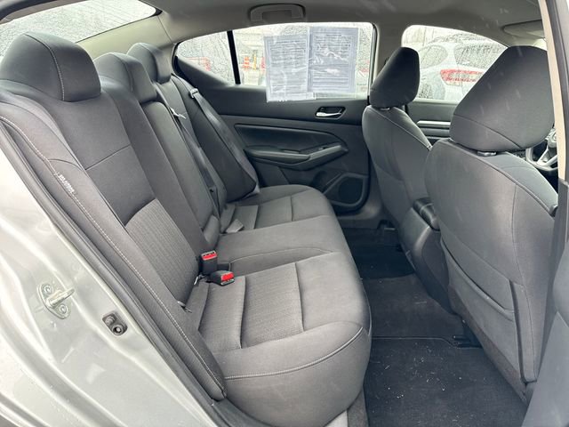 Used 2022 Nissan Altima 2.5 SV image 14