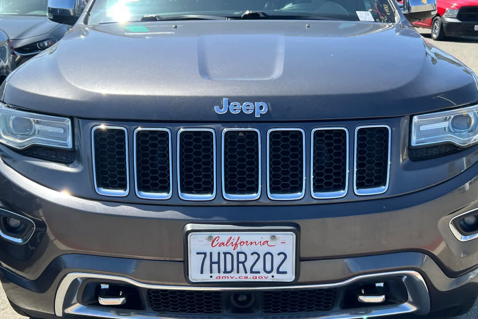 Used 2014 Jeep Grand Cherokee Overland w/ Advanced Technology Group image 12