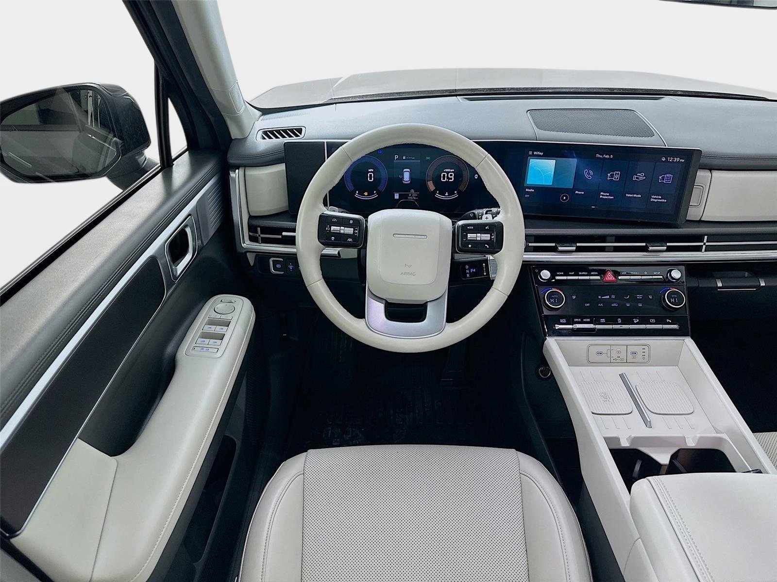 Used 2025 Hyundai Santa Fe SEL image 16