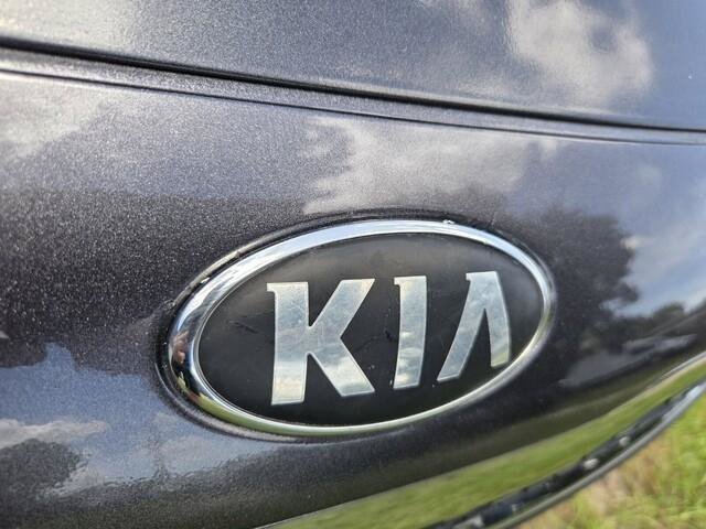 Used 2016 Kia Optima LX FWD image 2