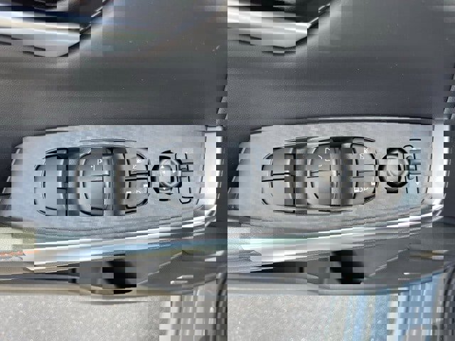 New 2025 Nissan Sentra SR w/ SR Premium Package image 11