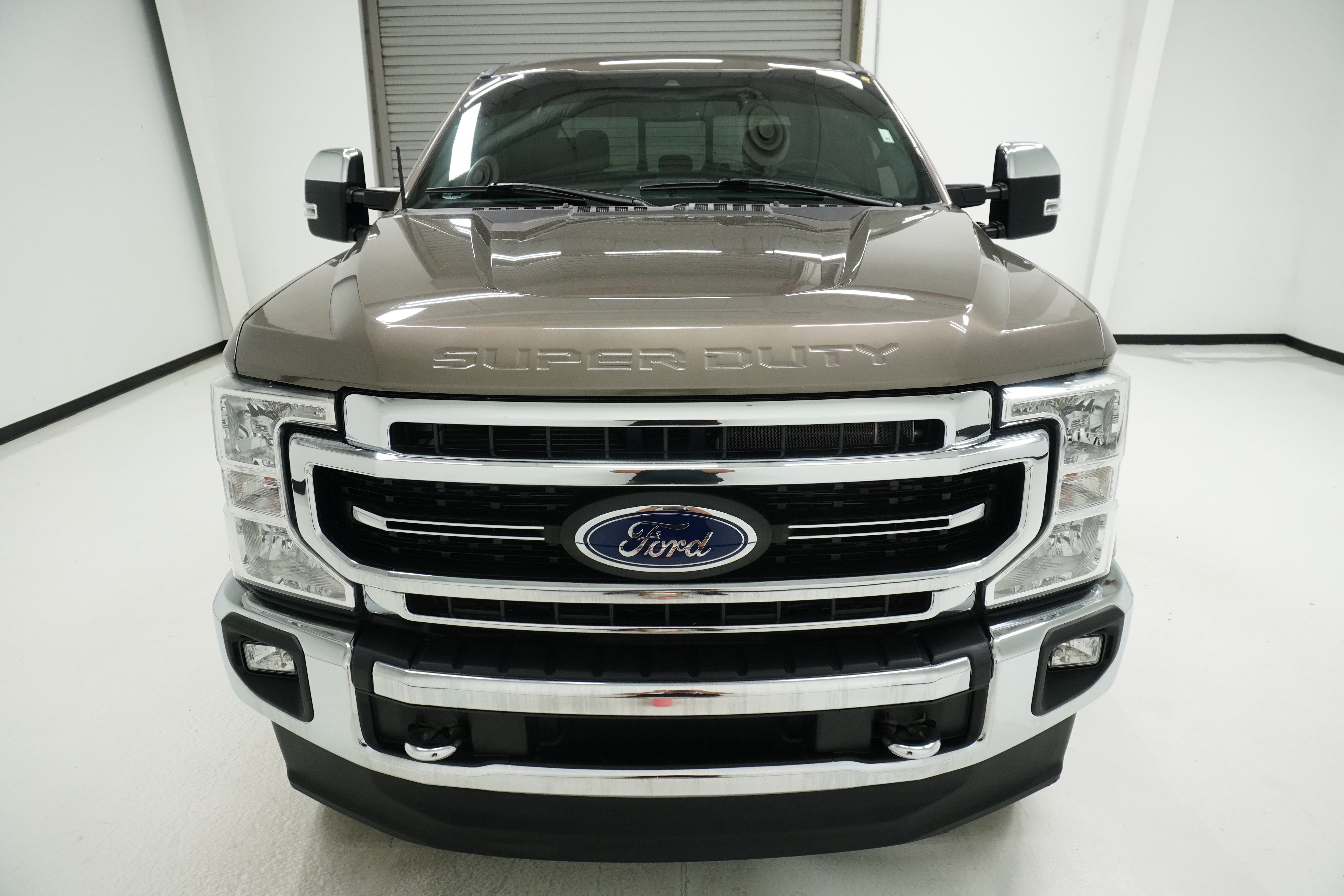 Used 2022 Ford F250 Lariat w/ Chrome Package AWD/4WD image 2