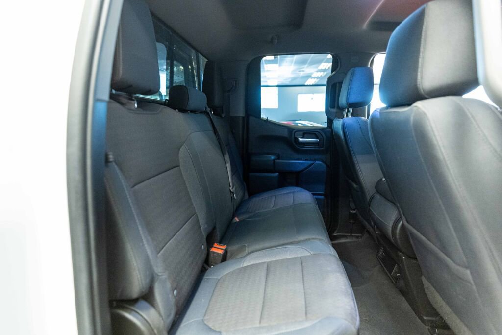 Used 2019 Chevrolet Silverado 1500 LT w/ Fleet Comfort Package image 13