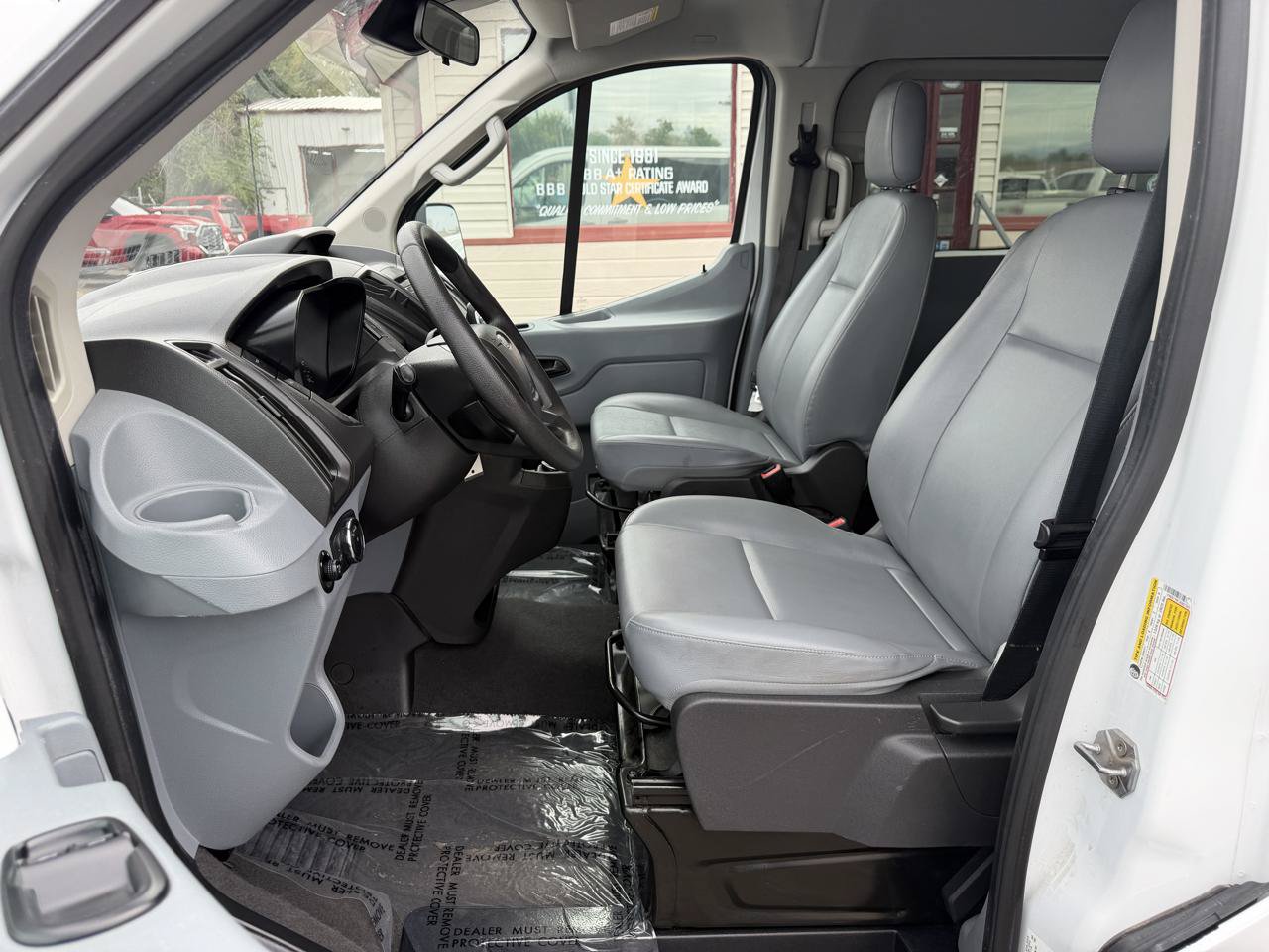 Used 2018 Ford Transit 150 XL RWD image 11