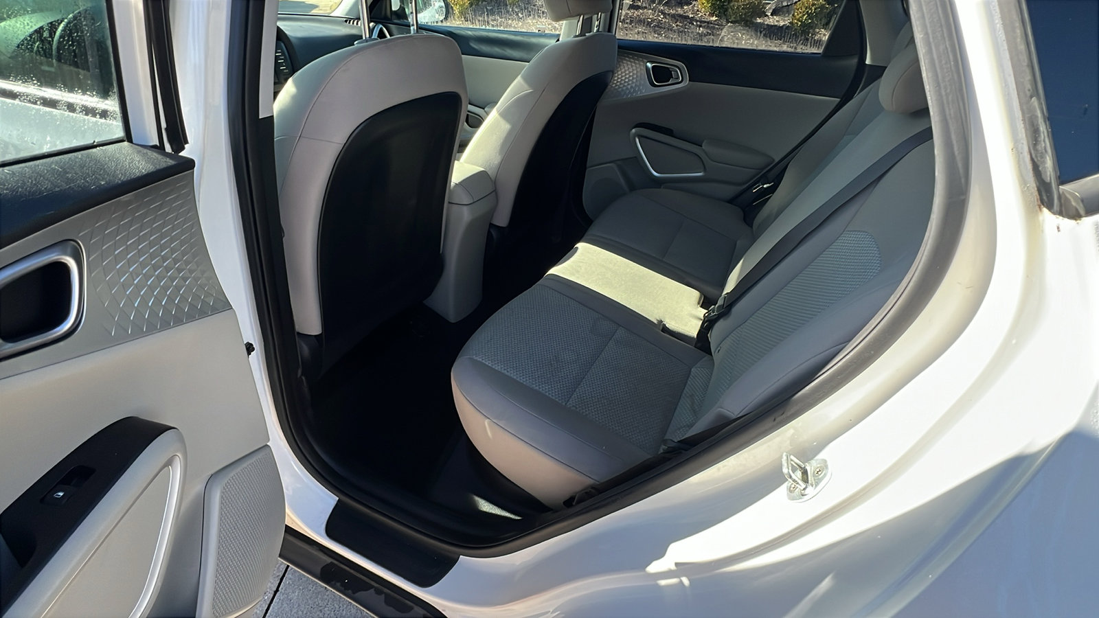 Used 2020 Kia Soul LX image 22