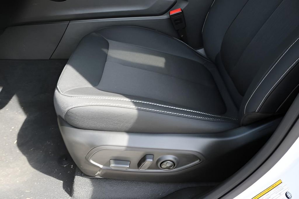 New 2026 Jeep Grand Cherokee Laredo X RWD image 13