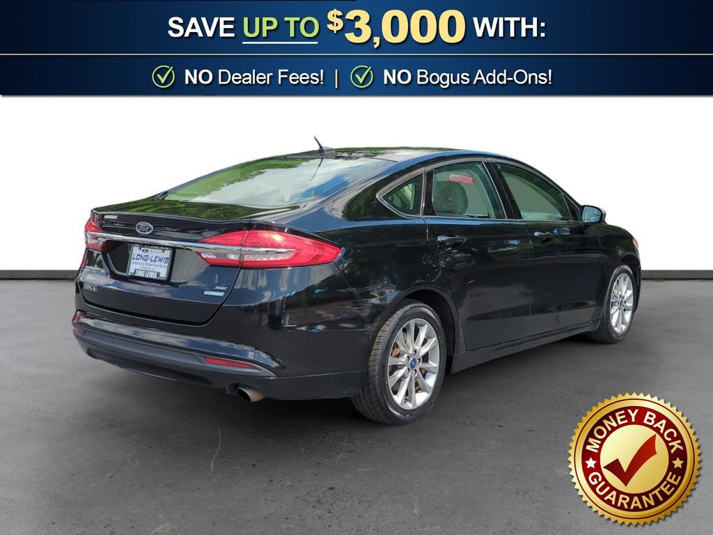 Used 2017 Ford Fusion SE image 7