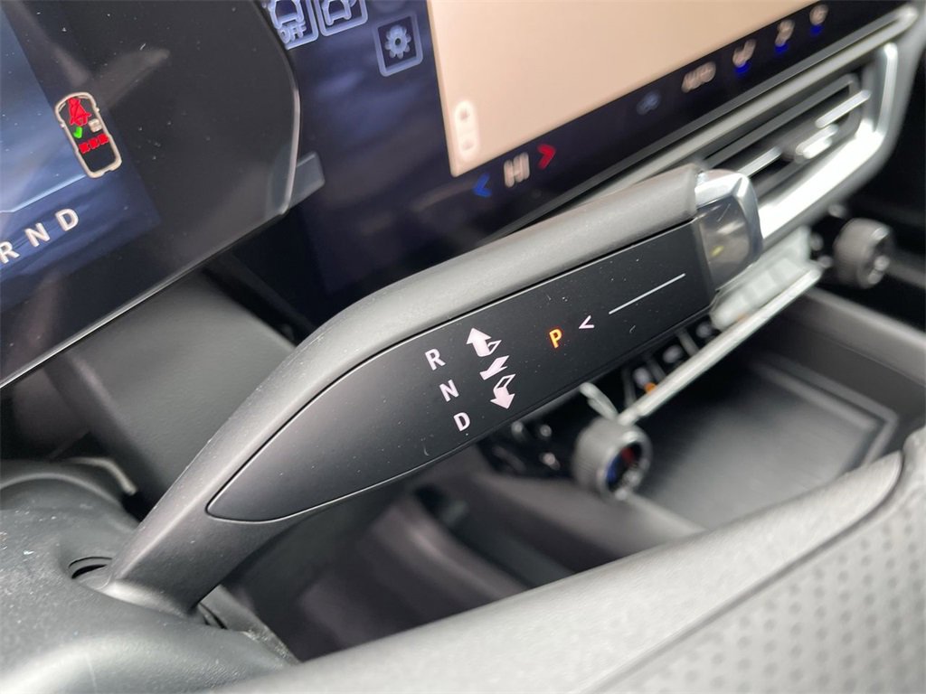 New 2026 Chevrolet Equinox EV LT image 19