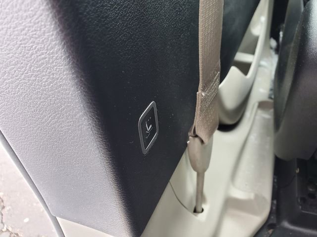 Certified 2024 Chrysler Pacifica Touring-L image 27