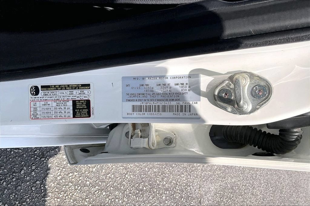 Used 2023 MAZDA MAZDA3 s FWD image 34