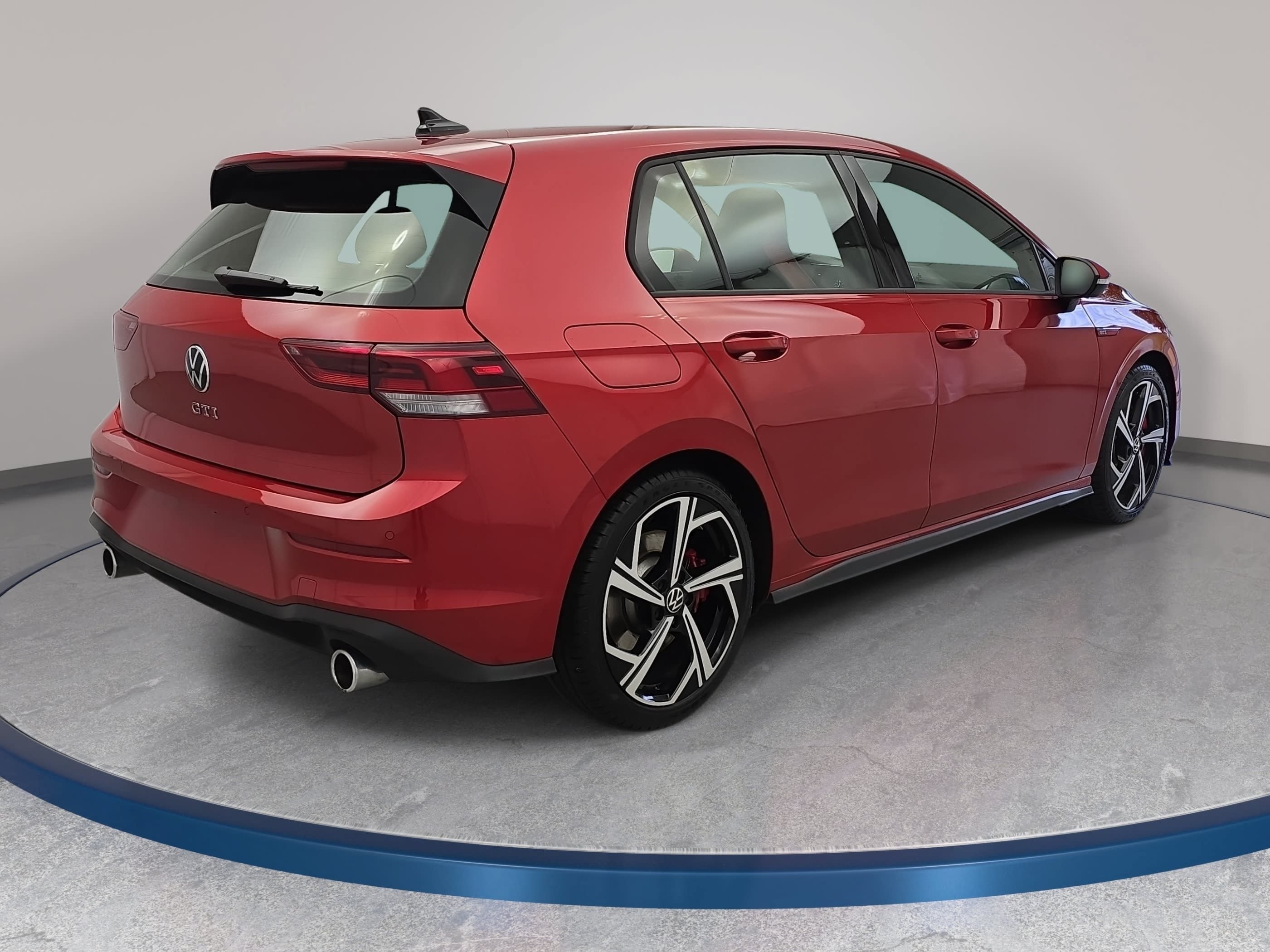 Certified 2024 Volkswagen GTI SE FWD image 5