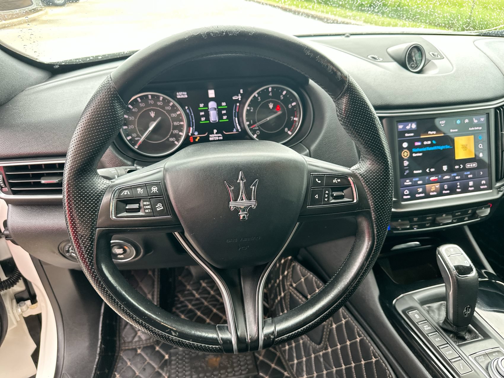 Used 2021 Maserati Levante AWD/4WD image 14