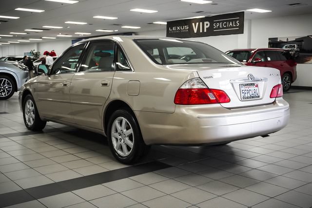 Used 2004 Toyota Avalon XL w/ Luxury Pkg FWD image 8