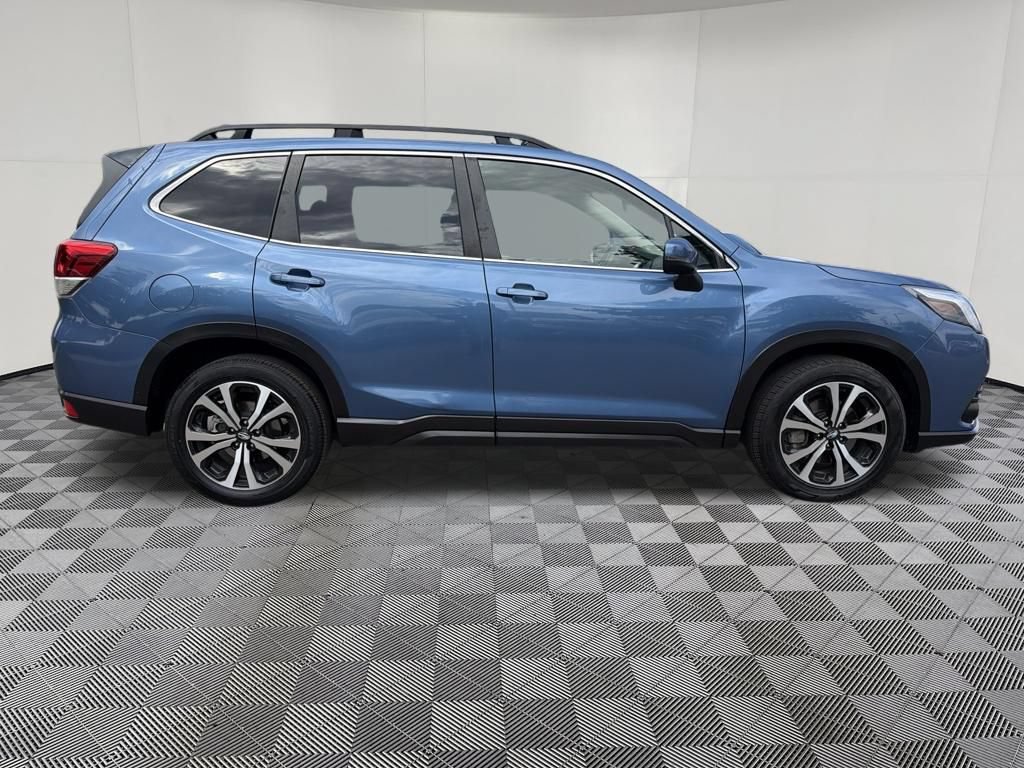 Used 2024 Subaru Forester Limited AWD/4WD image 8