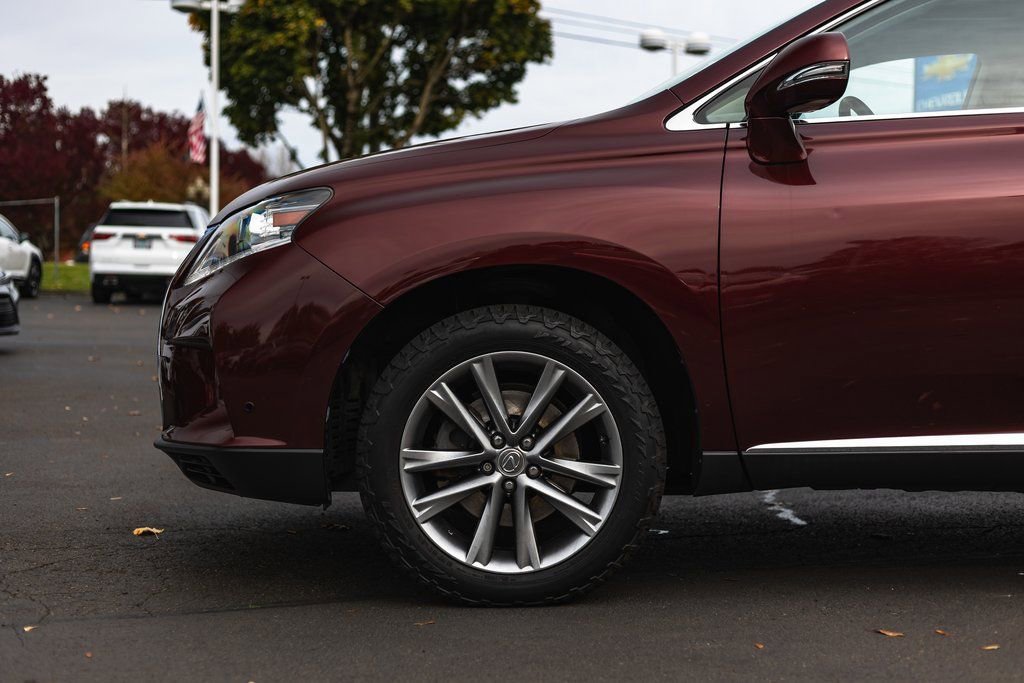 Used 2013 Lexus RX 450h AWD image 32