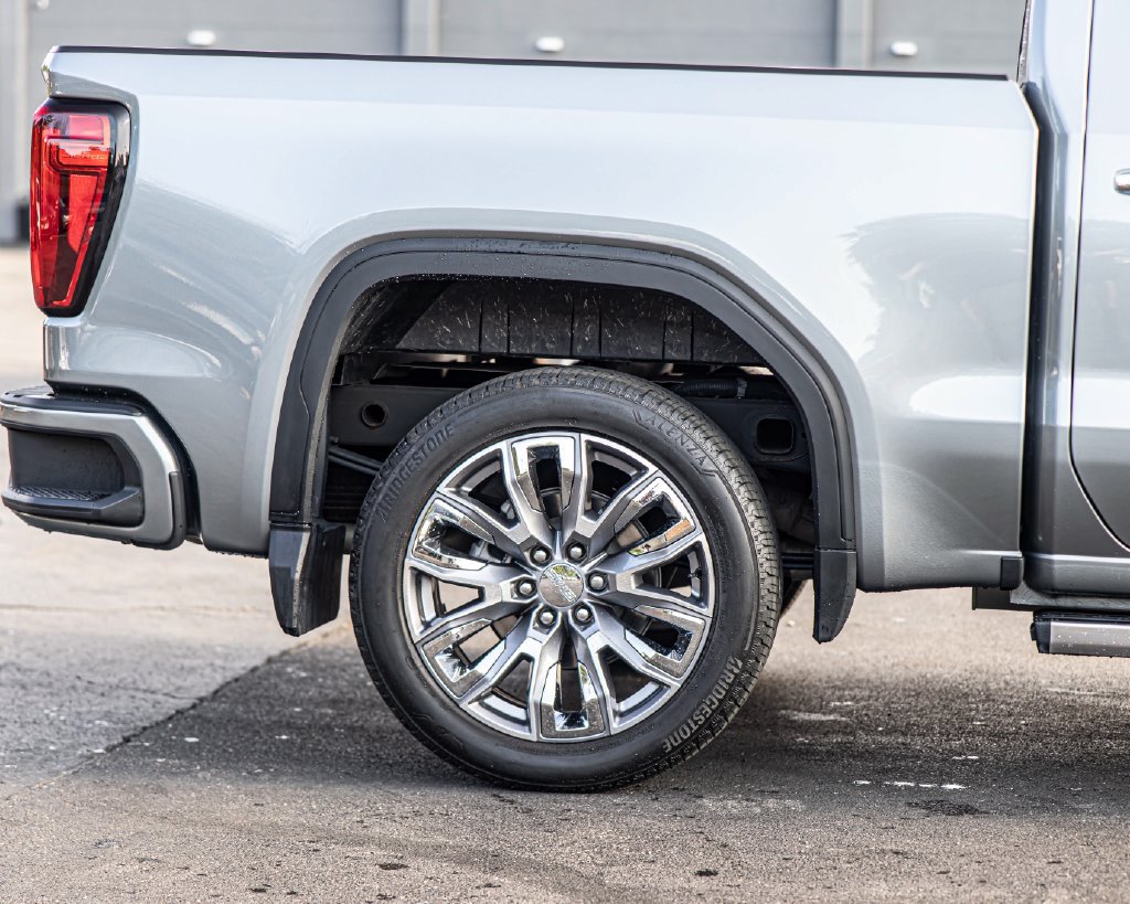 Used 2026 GMC Sierra 1500 Denali w/ Denali Reserve Package AWD/4WD image 11