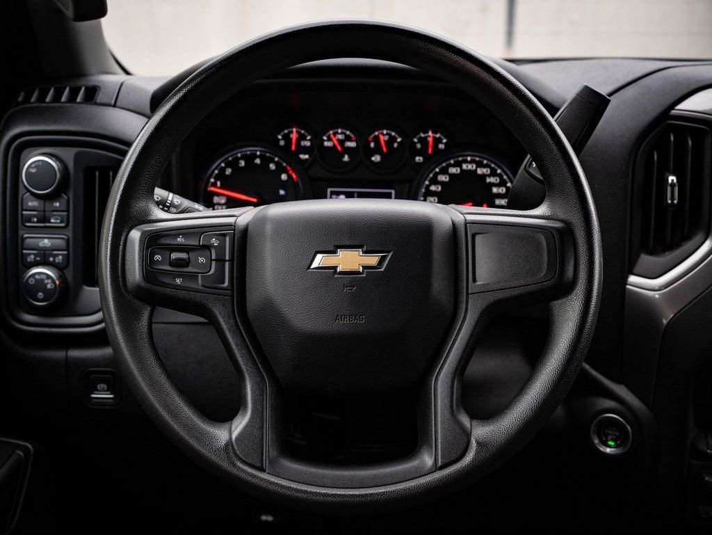 Used 2024 Chevrolet Silverado 1500 W/T w/ WT Value Package AWD/4WD image 36