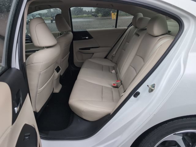 Used 2017 Honda Accord EX-L image 15