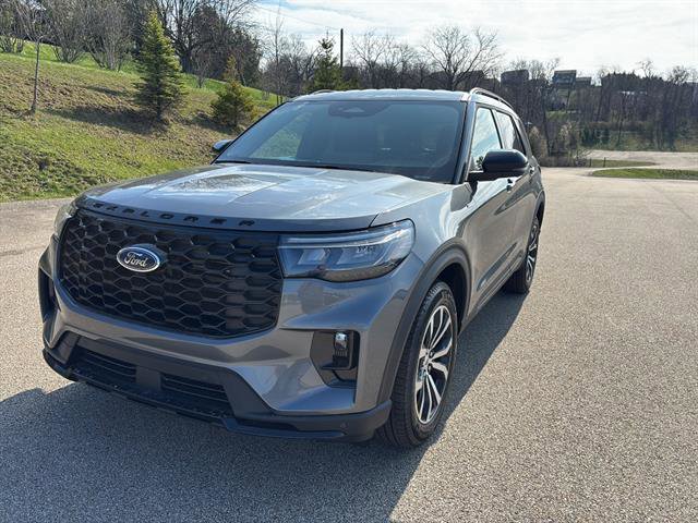 New 2026 Ford Explorer ST-Line image 8