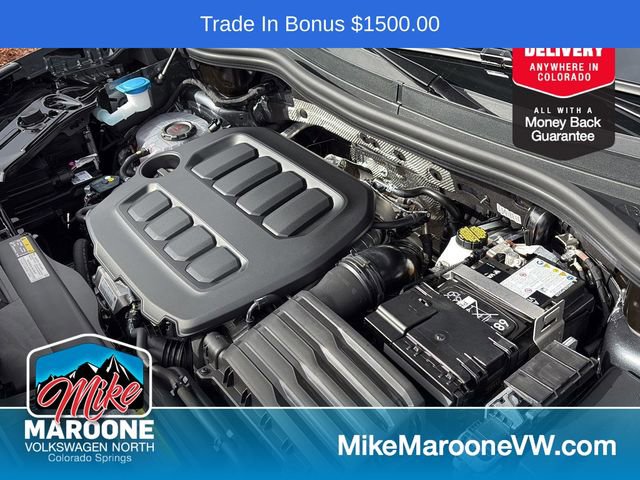 Used 2025 Volkswagen Tiguan SE R-Line image 10