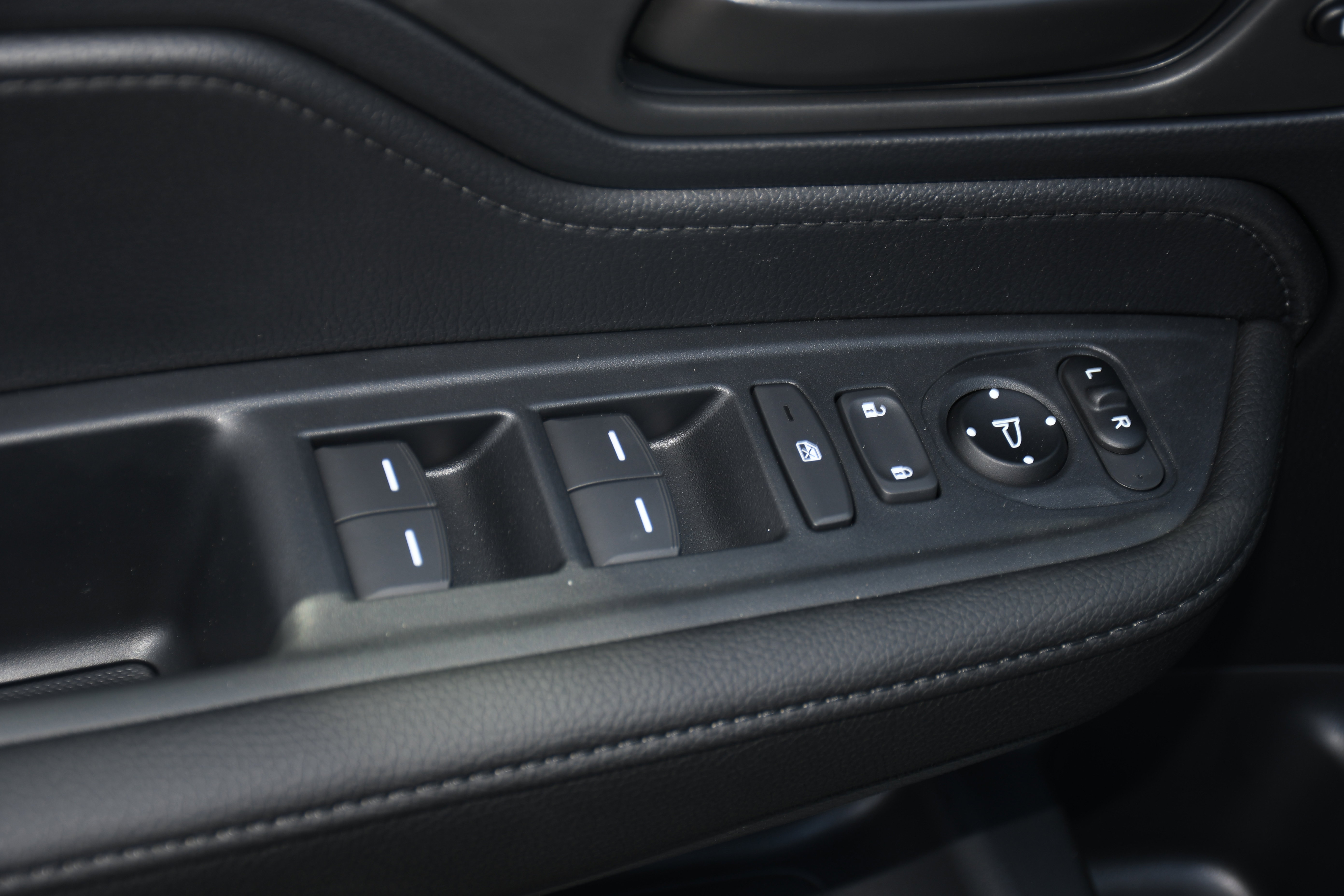 New 2026 Honda Odyssey Sport-L image 6