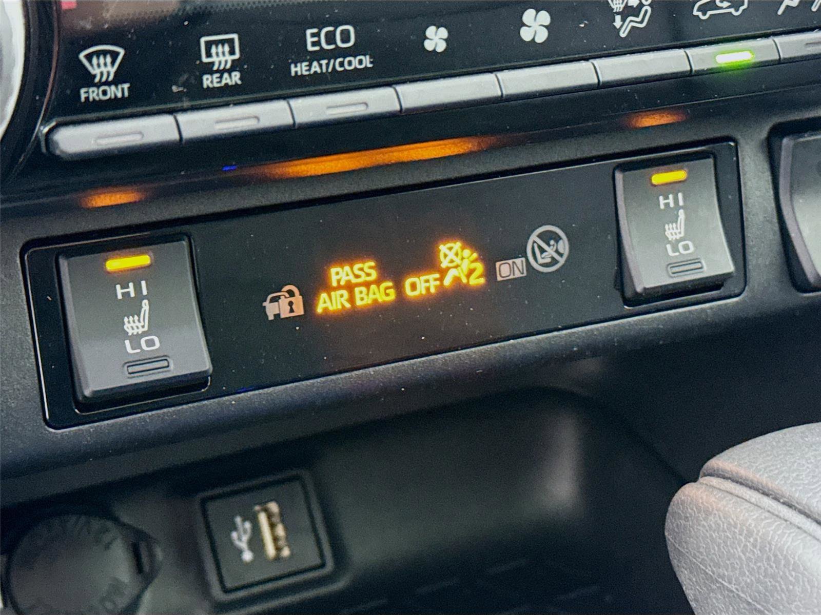 Used 2023 Toyota RAV4 XLE w/ Convenience Package image 21