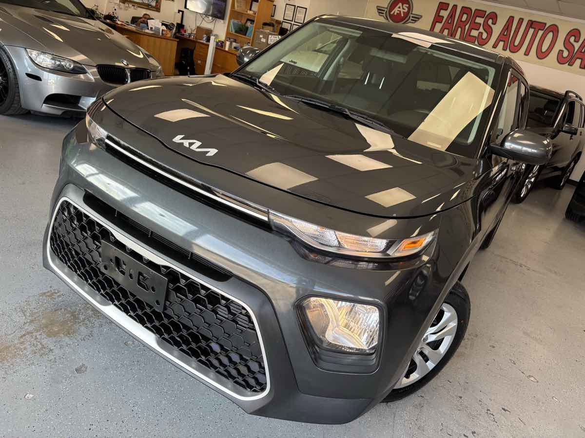 Used 2022 Kia Soul LX FWD image 36