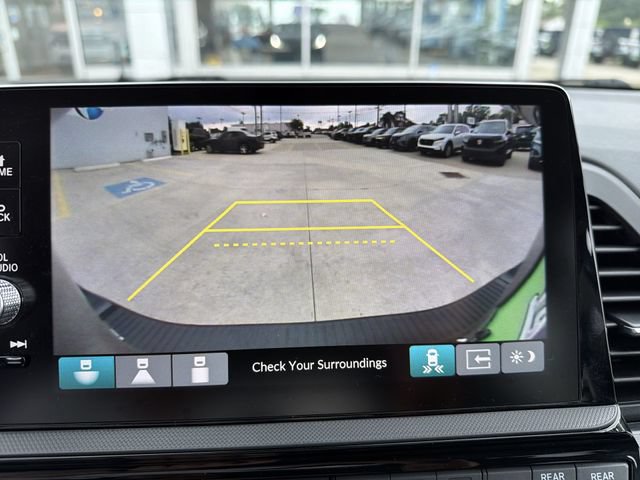 Used 2025 Honda Odyssey Elite image 19