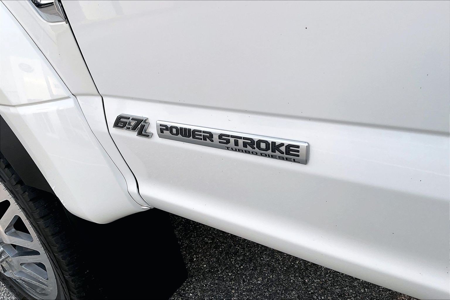 Used 2022 Ford F450 Platinum w/ FX4 Off-Road Package AWD/4WD image 8